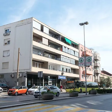 Apartamento Condo Spalato